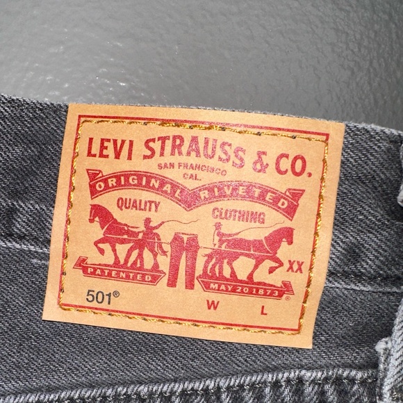 Levi’s 501 Grey Jeans - Picture 3 of 4
